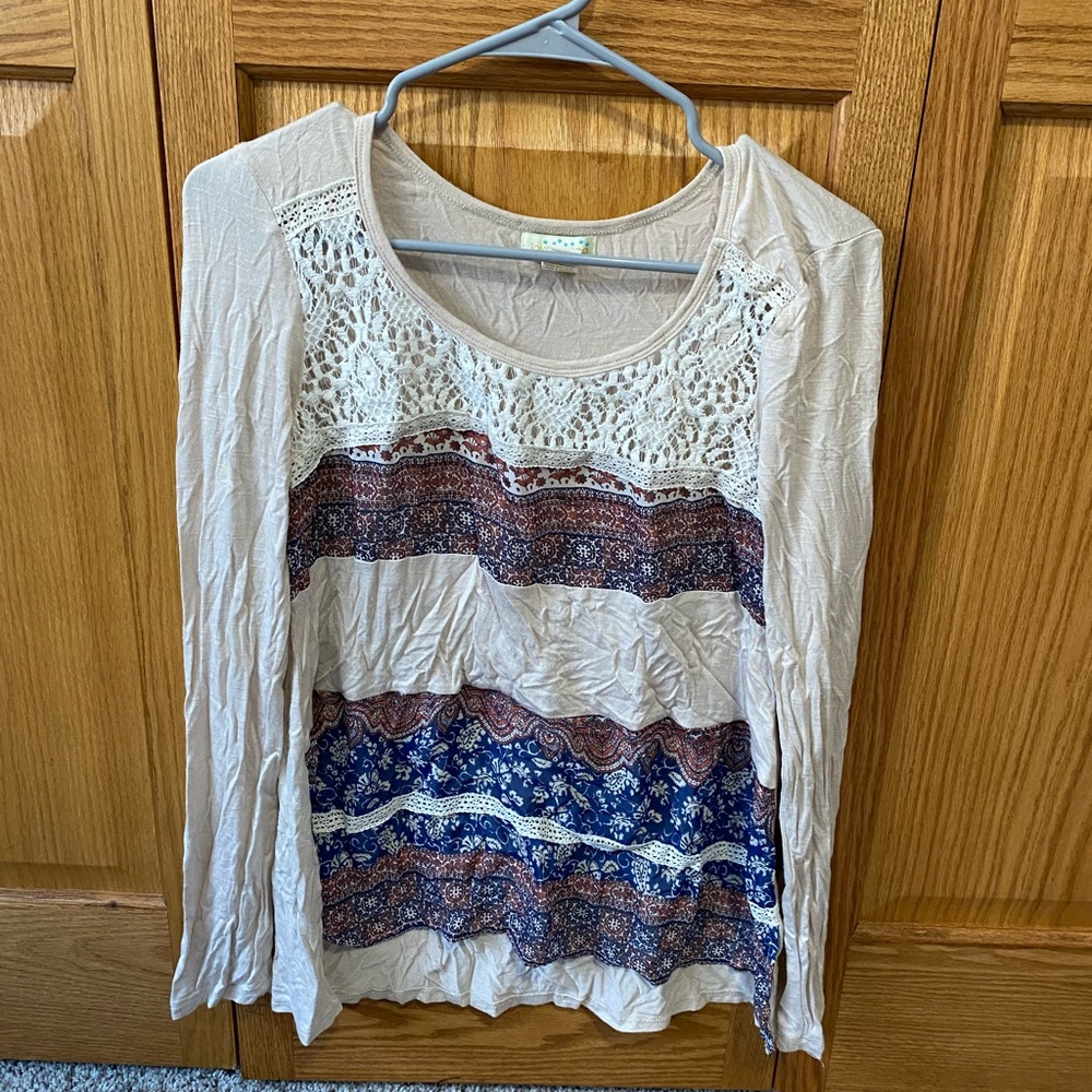 Women’s dressy top